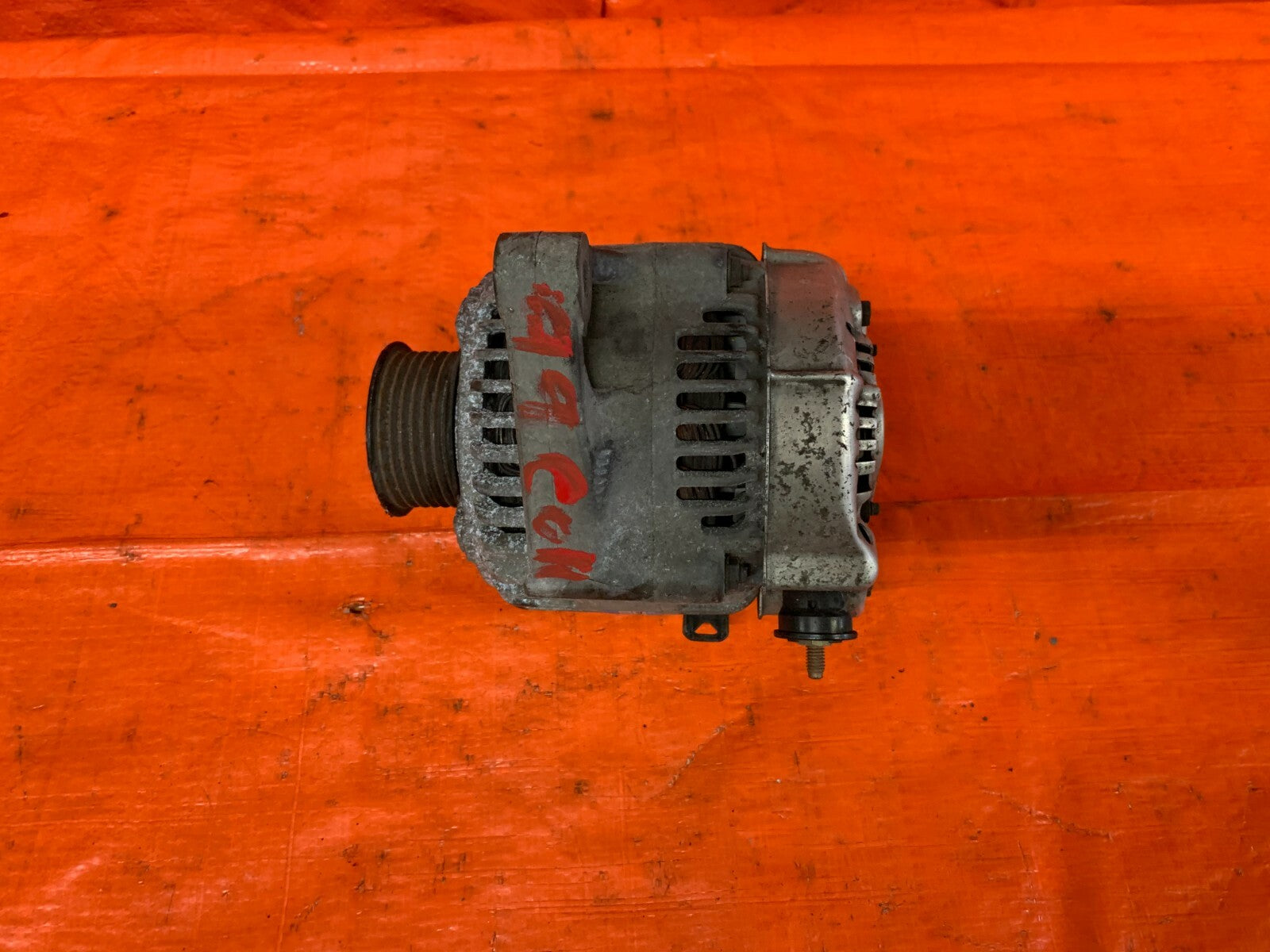 98 02 TOYOTA COROLLA   ALTERNATOR   27060 0D010 84   OEM OE FACTORY1