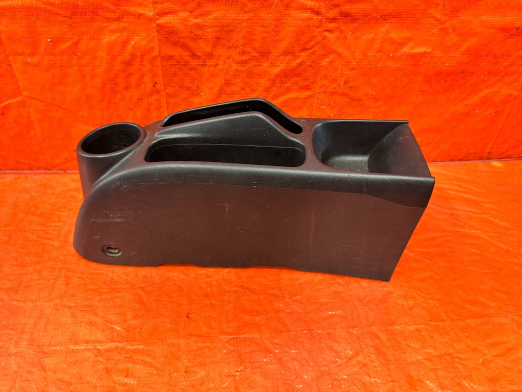 02 05 HONDA CIVIC SI EP3 HATCH   ARM REST CUP HOLDER PORTION REAR PART OEM 3082