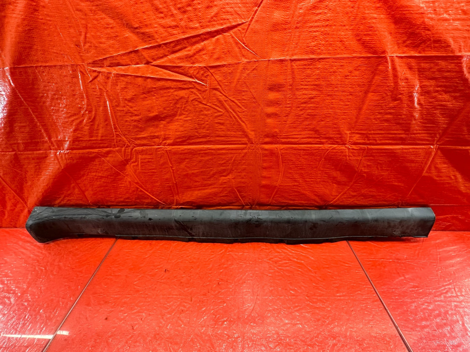 95 98 HONDA ODYSSEY   SIDE SKIRT ROCKER MOLDING TRIM   RIGHT SIDE   OEM #1930