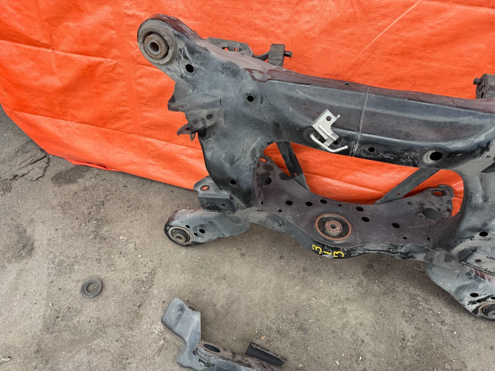 14 20 INFINITI Q50 & 16 20 Q60 REAR SUBFRAME CROSSMEMBER K FRAME W/ BRACKETS 3154