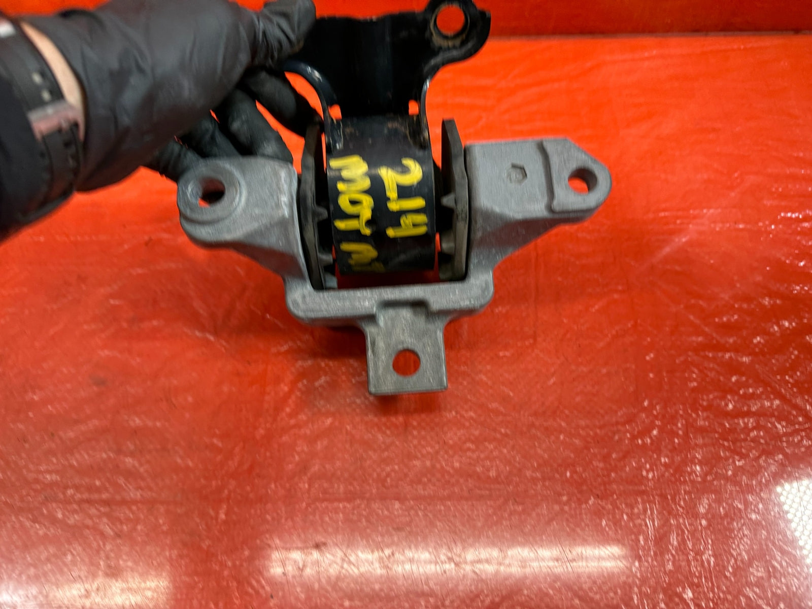 08 15 LANCER EVOLUTION X EVO 10 MR   RIGHT ENGINE MOTOR MOUNT W/ BRACKET OEM 21410