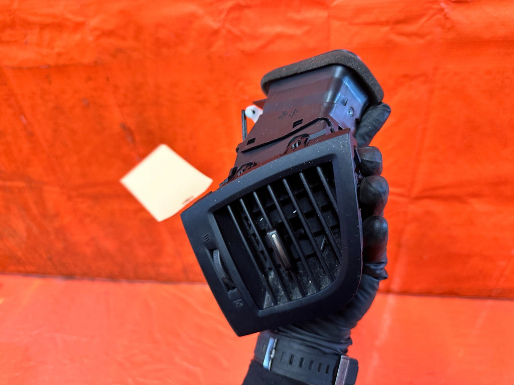 13 16 HYUNDAI GENESIS COUPE 3.8L   PASSENGER RIGHT OUTER AC VENT   OEM   #3266
