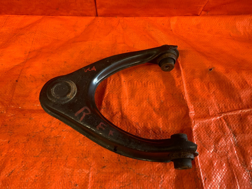 96 00 HONDA CIVIC   PASSENGER RIGHT FRONT UPPER CONTROL ARM 51450 S01 023   OEM0
