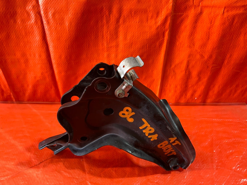 97 01 HONDA PRELUDE   AUTOMATIC MODEL   TRANSMISSION MOUNTING BRACKET   OEM #863