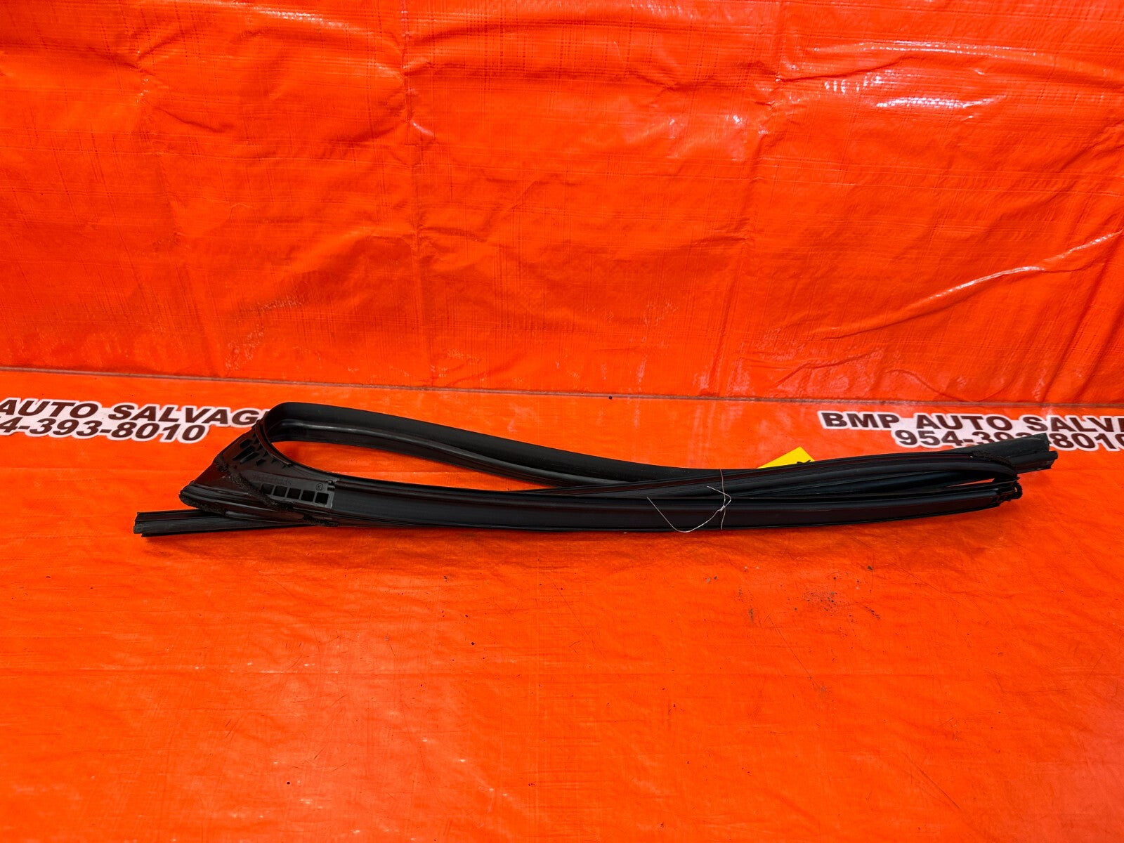 14 17 INFINITI Q50   DRIVER LEFT REAR WINDOW GLASS RUN CHANNEL OEM FACTORY 2153