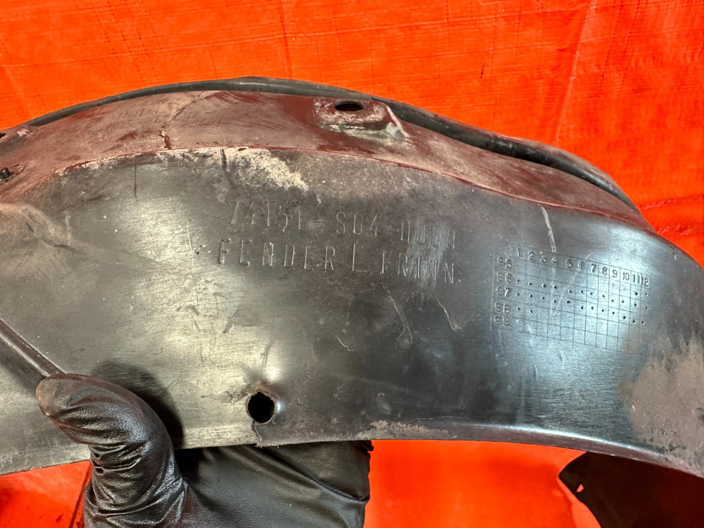 96 98 HONDA CIVIC   FENDER LINER SPLASH SHIELD   DRIVER LEFT FRONT   OEM #3198