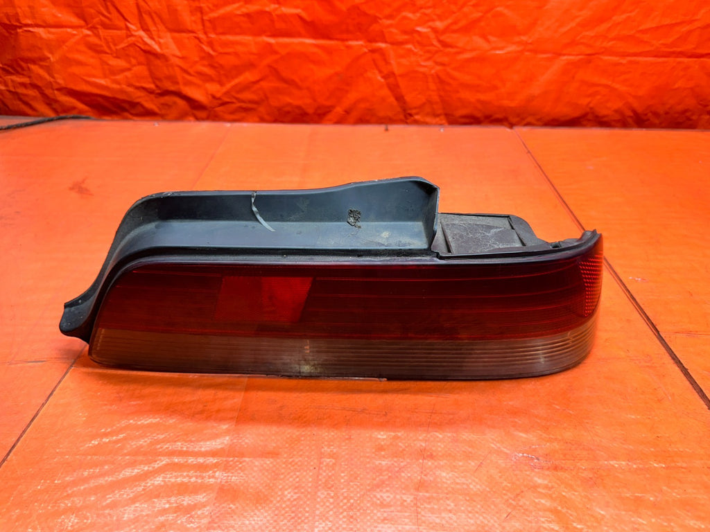 97 01 HONDA PRELUDE 2.2L PASSENGER RIGHT REAR TAIL LIGHT LAMP ASSEMBLY OEM #3350