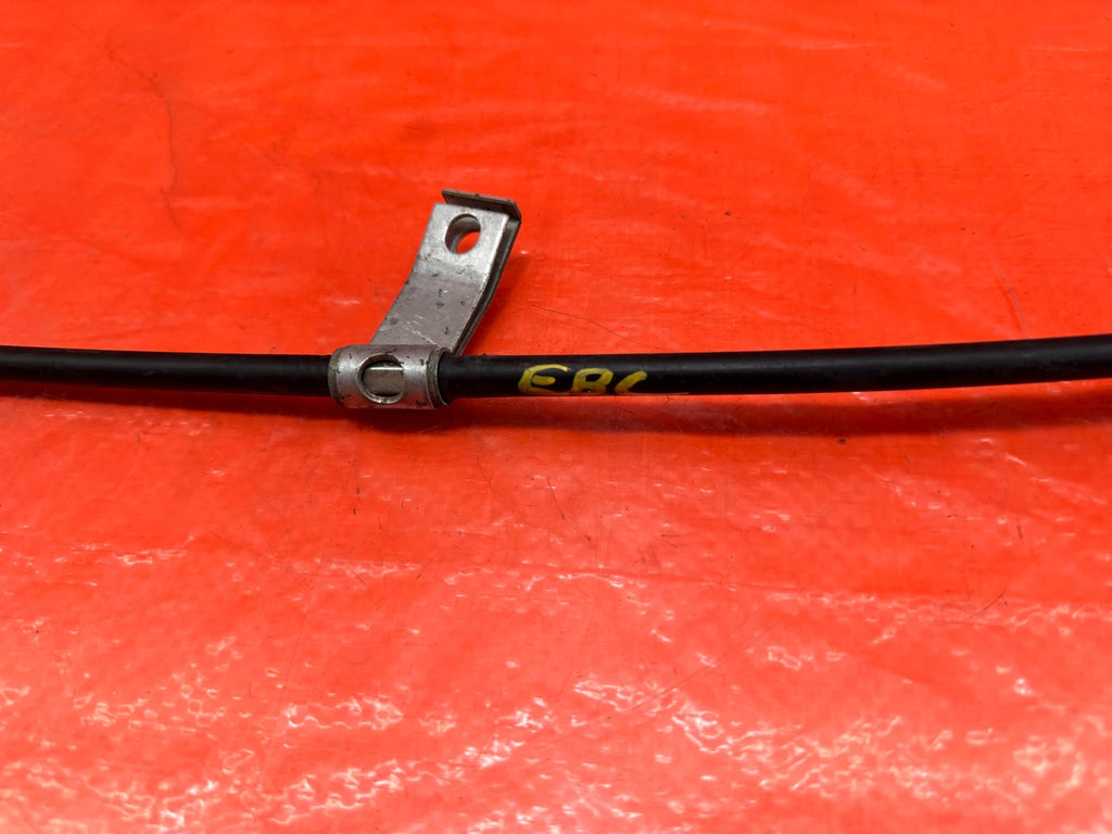 00 09 HONDA S2000   PASSENGER RIGHT EMERGENCY PARKING BRAKE CABLE LINE   OEM 1976