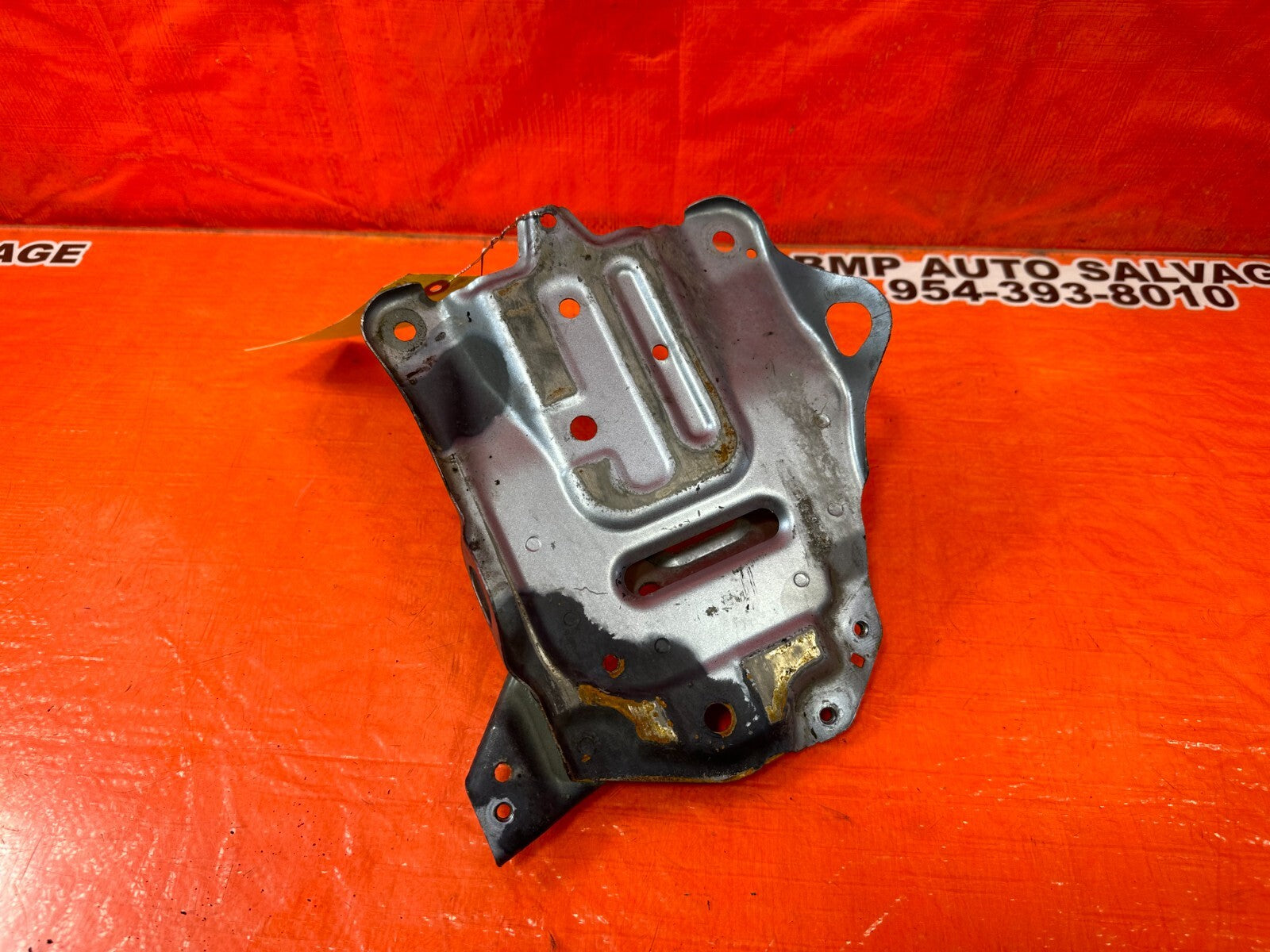 04 08 ACURA TSX   BATTERY TRAY   OEM FACTORY #2550