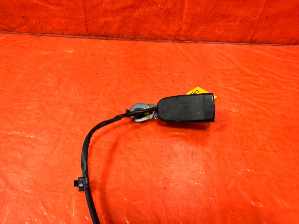 96 00 HONDA CIVIC   SEAT BELT BUCKLE CLIP DRIVER LEFT FRONT   BLACKCOLOR OEM 2874