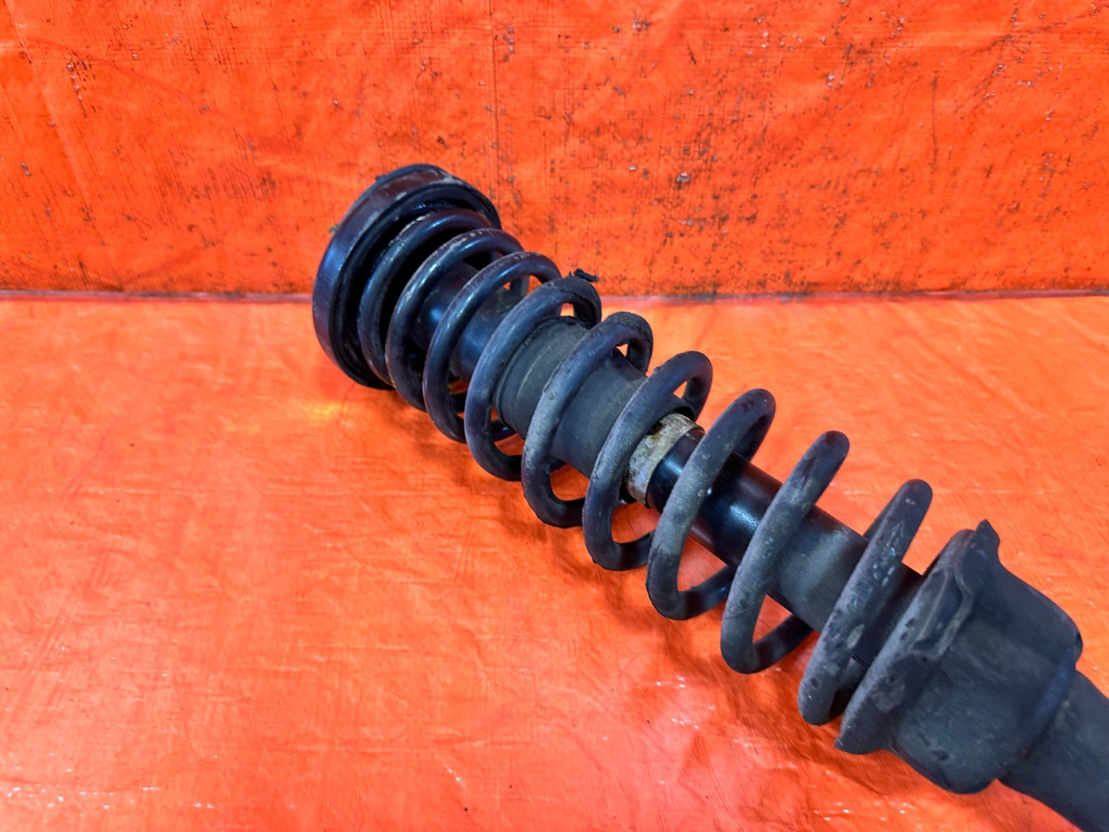 90 91 HONDA CIVIC HATCHBACK REAR SHOCKS & SPRINGS LEFT AND RIGHT FACTORY OEM 3256