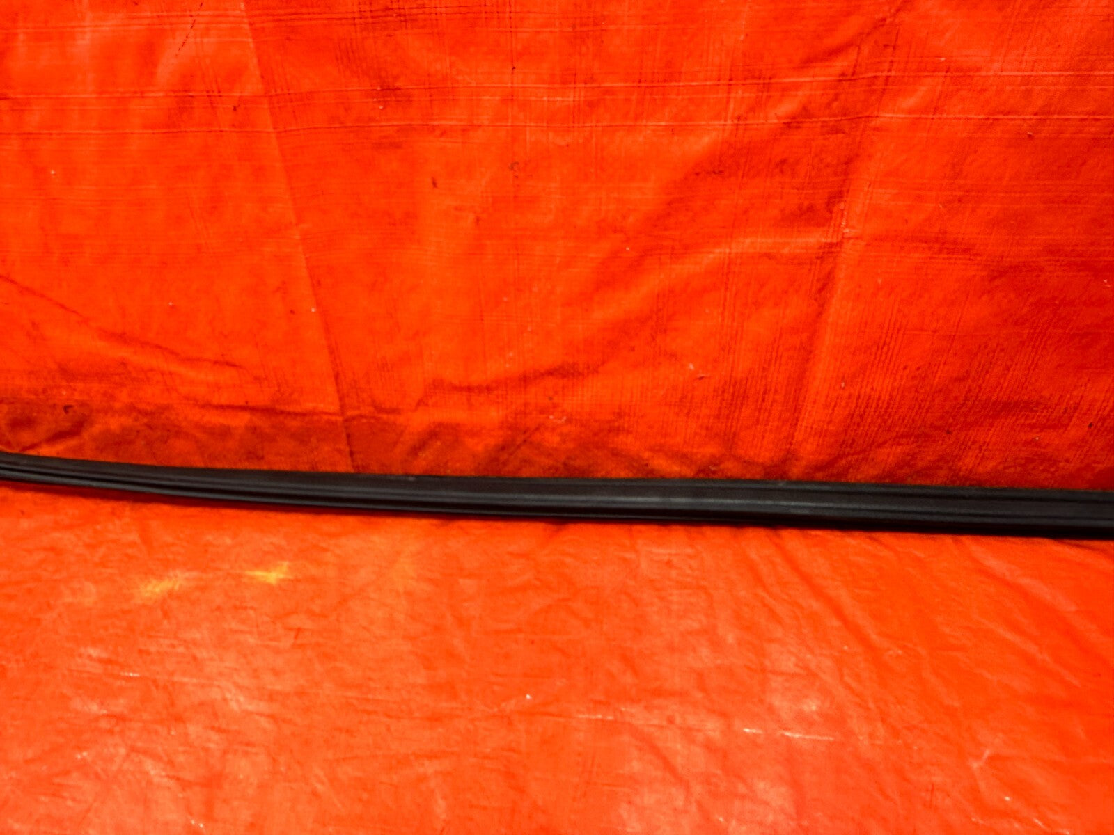 96 00 HONDA CIVIC COUPE & HATCH   DRIVER LEFT DOOR GLASS WINDOW SUB SEAL OEM 2878