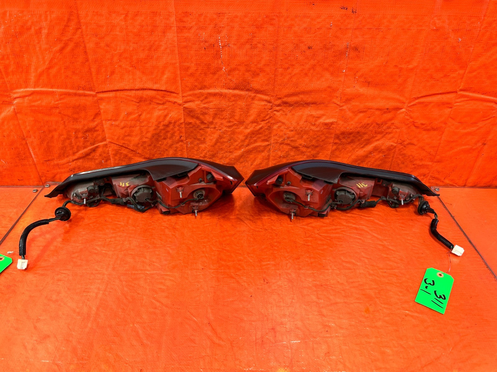 08 15 INFINITI G37 & Q60    2D COUPE   LEFT AND RIGHT BLACKED OUT OEM TAIL LIGHT11