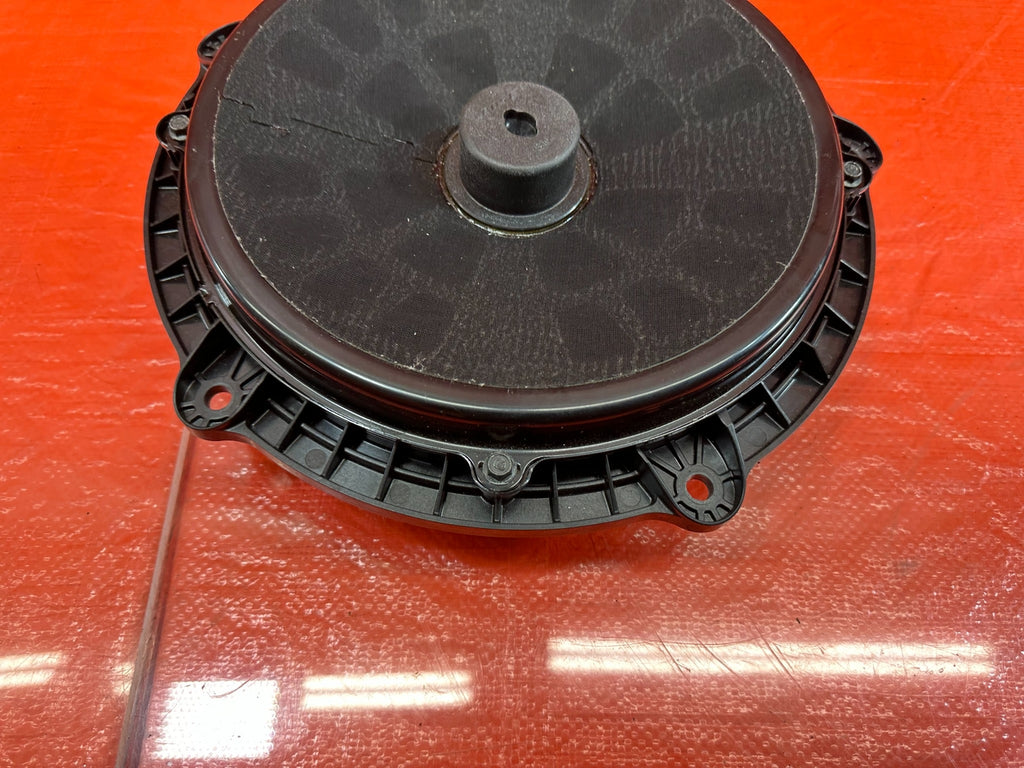 08 15 INFINITI G37 Q60 COUPE  PASSENGER RIGHT DOOR   BOSE SPEAKER   OEM #1904
