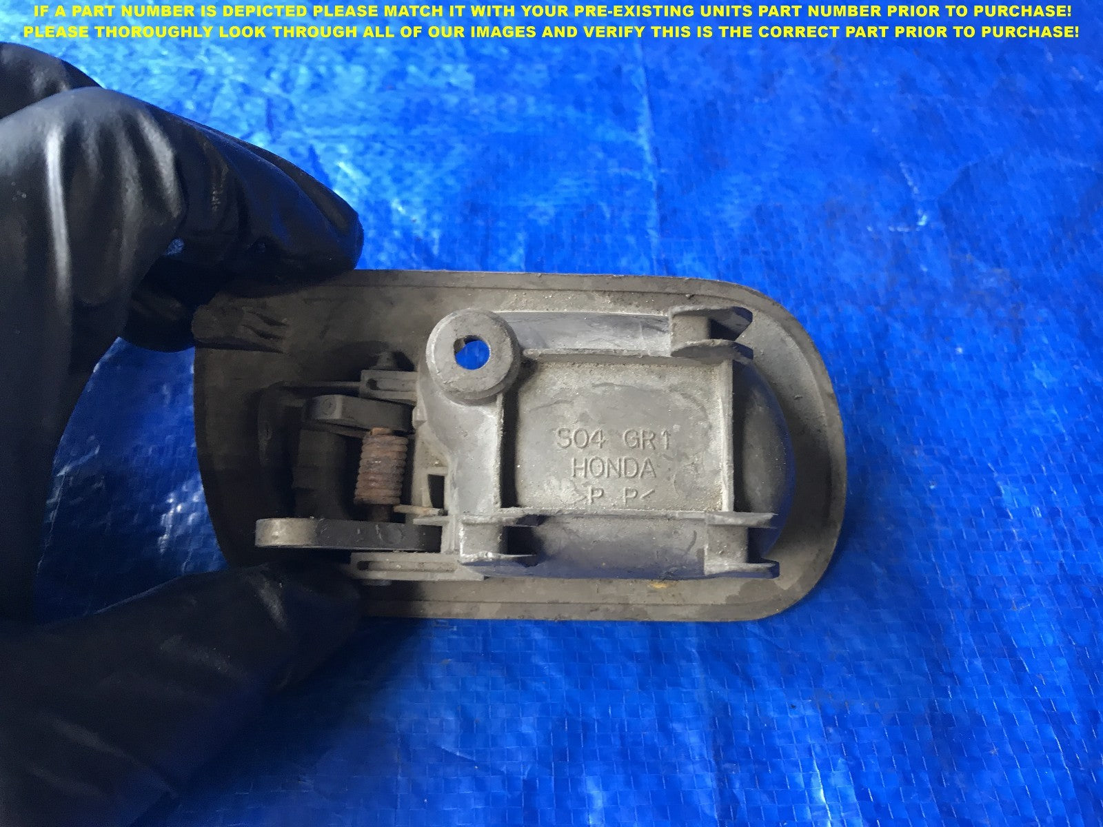 OEM 1996 1998 HONDA CIVIC SEDAN PASSENGER RIGHT REAR INTERIOR DOOR HANDLE   1