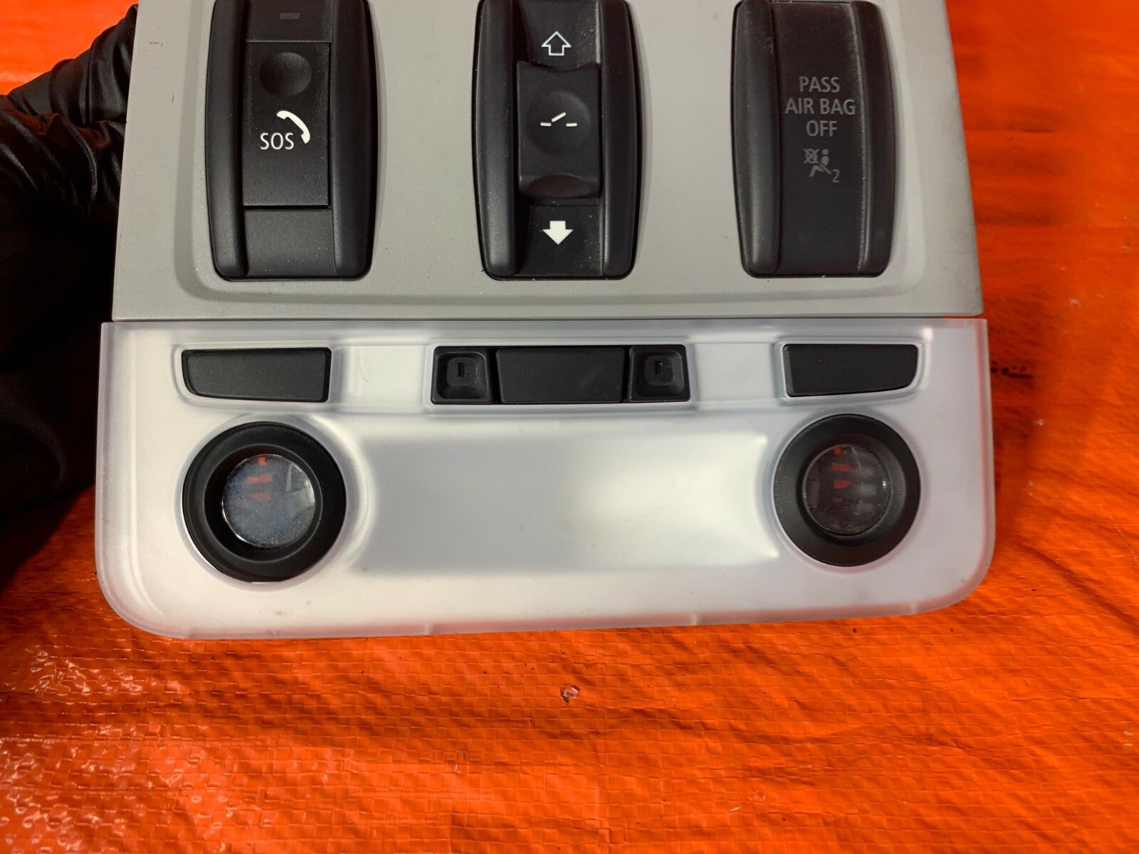 OEM 2007 07 BMW 335Xi 335i AWD SEDAN   FRONT   DOME LIGHT GRAY IN COLOR3