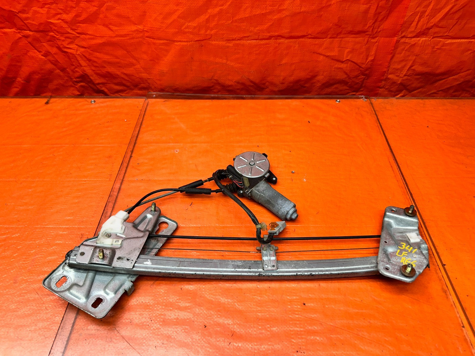 94-01 ACURA INTEGRA 4D 1.8L LEFT FRONT DRIVER WINDOW REGULATOR MOTOR OEM #3410