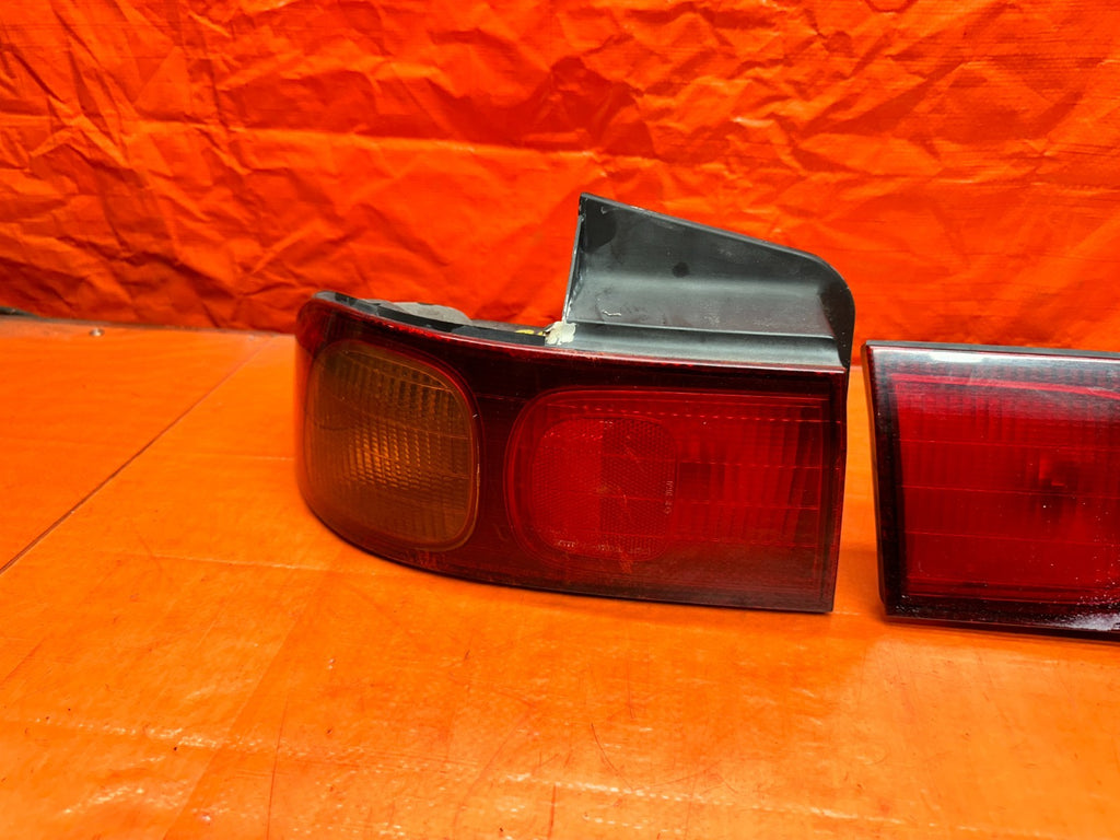 94-01 ACURA INTEGRA 4D SEDAN REAR TAIL LIGHT LAMPS SET ALL 4 OEM #34011