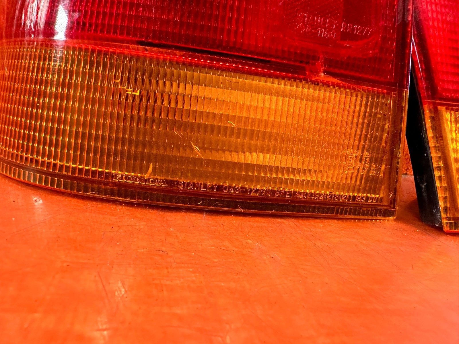 96 98 HONDA CIVIC COUPE 2 DOOR   RED WHITE ORANGE   STANLEY   OEM TAIL LIGHTS8