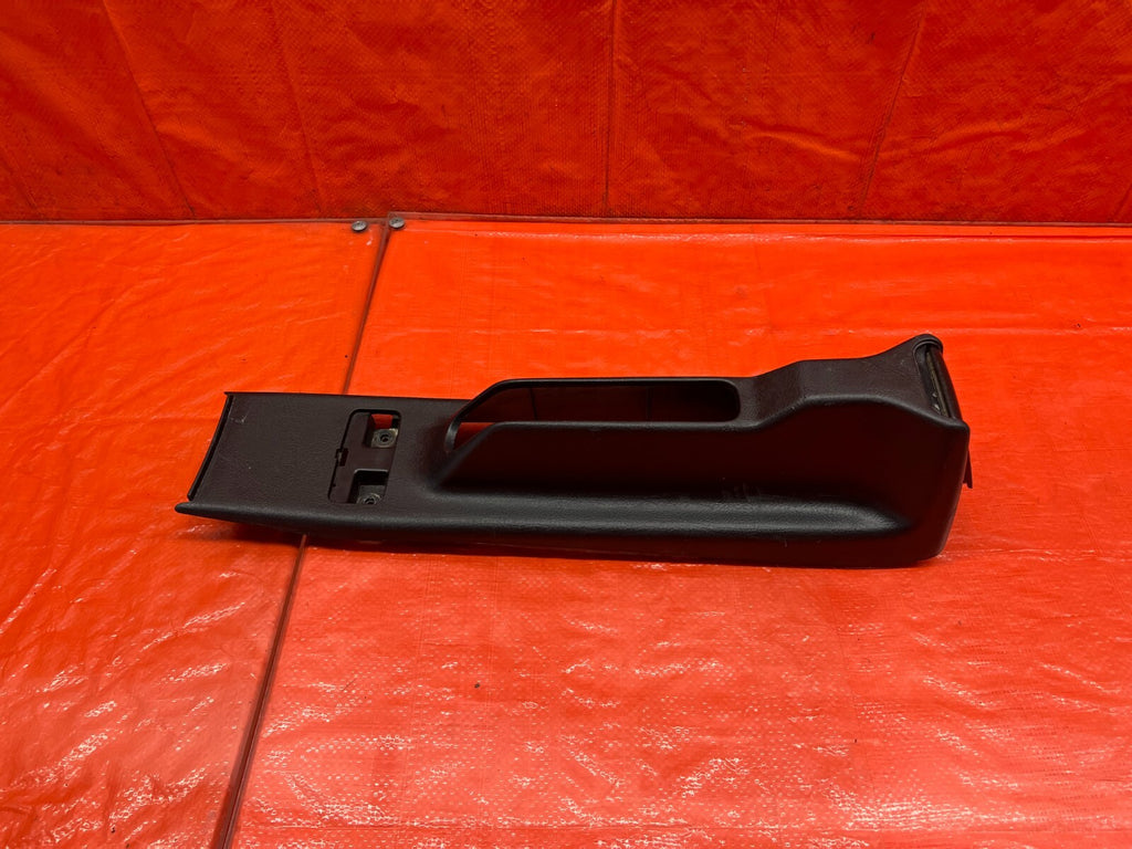 90 93 ACURA INTEGRA   ARM REST CENTER CONSOLE STORAGE DELETE   BLACK   OEM #1600