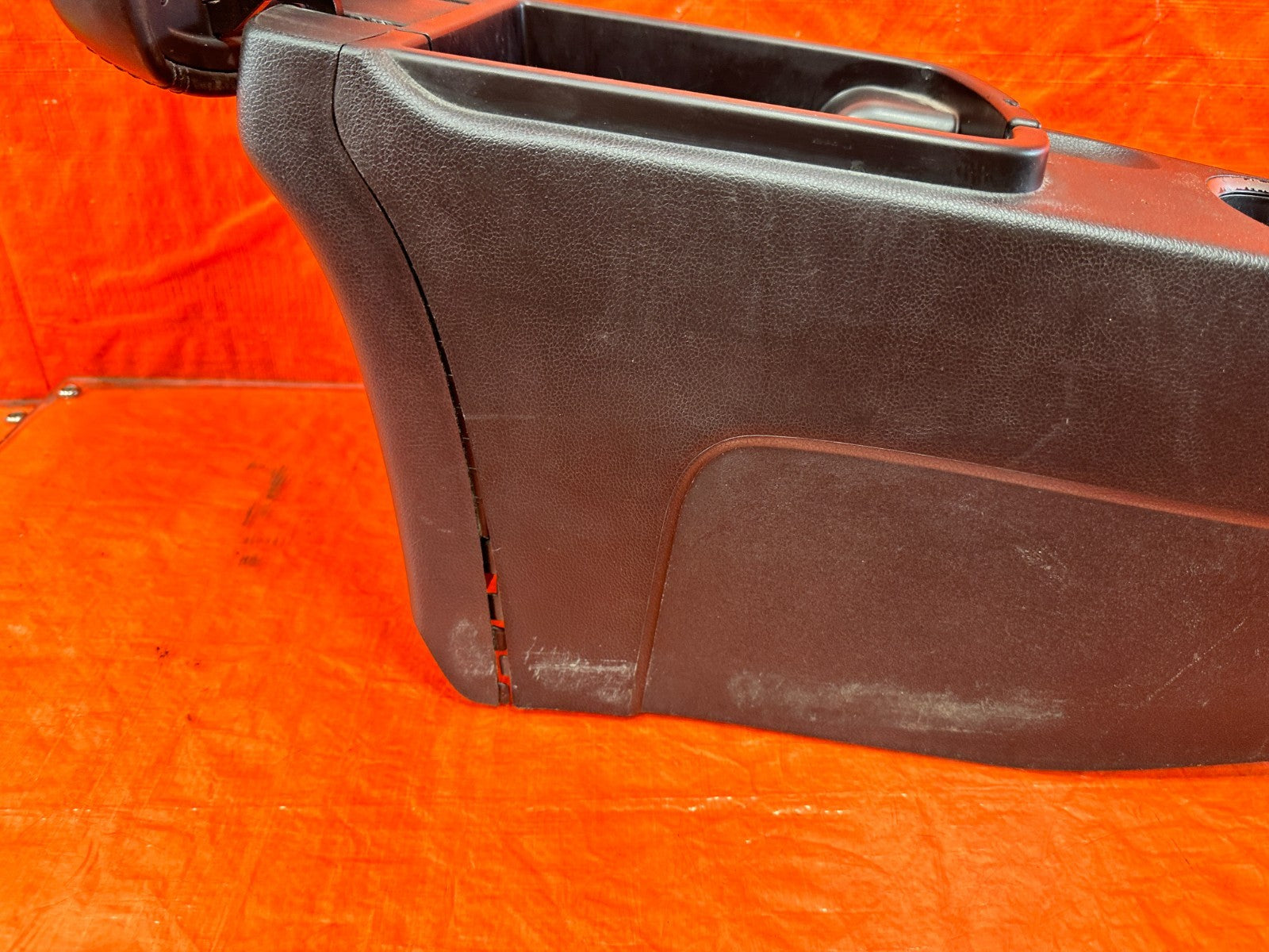 13 16 HYUNDAI GENESIS COUPE   ARM REST / CENTER CONSOLE STORAGE   OEM #2996