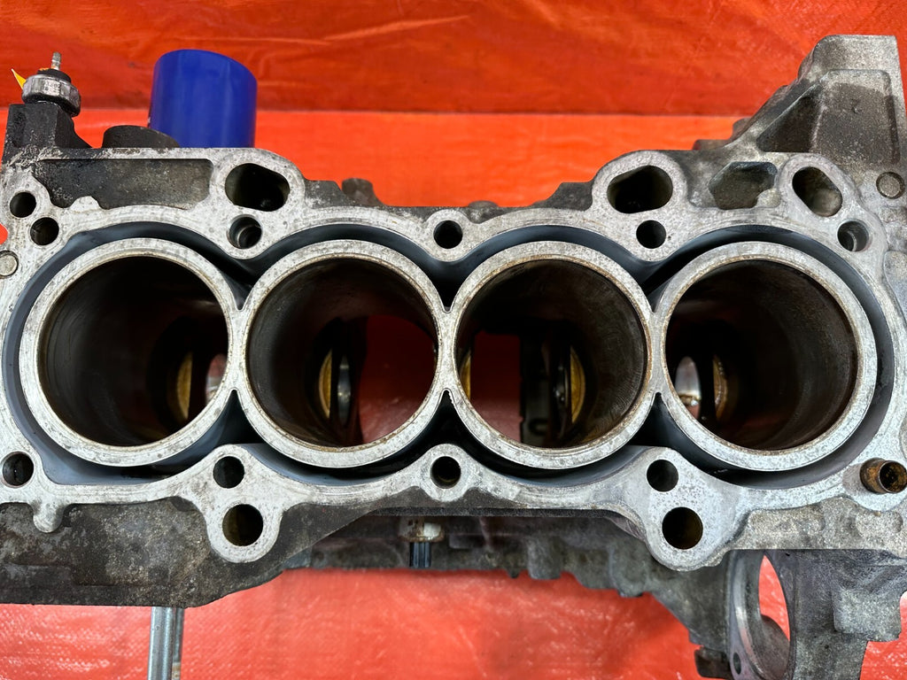 02 05 HONDA CIVIC SI EP3 HATCHBACK   K20A3 ENGINE MOTOR SHORT BLOCK W/ MAIN CAPS4