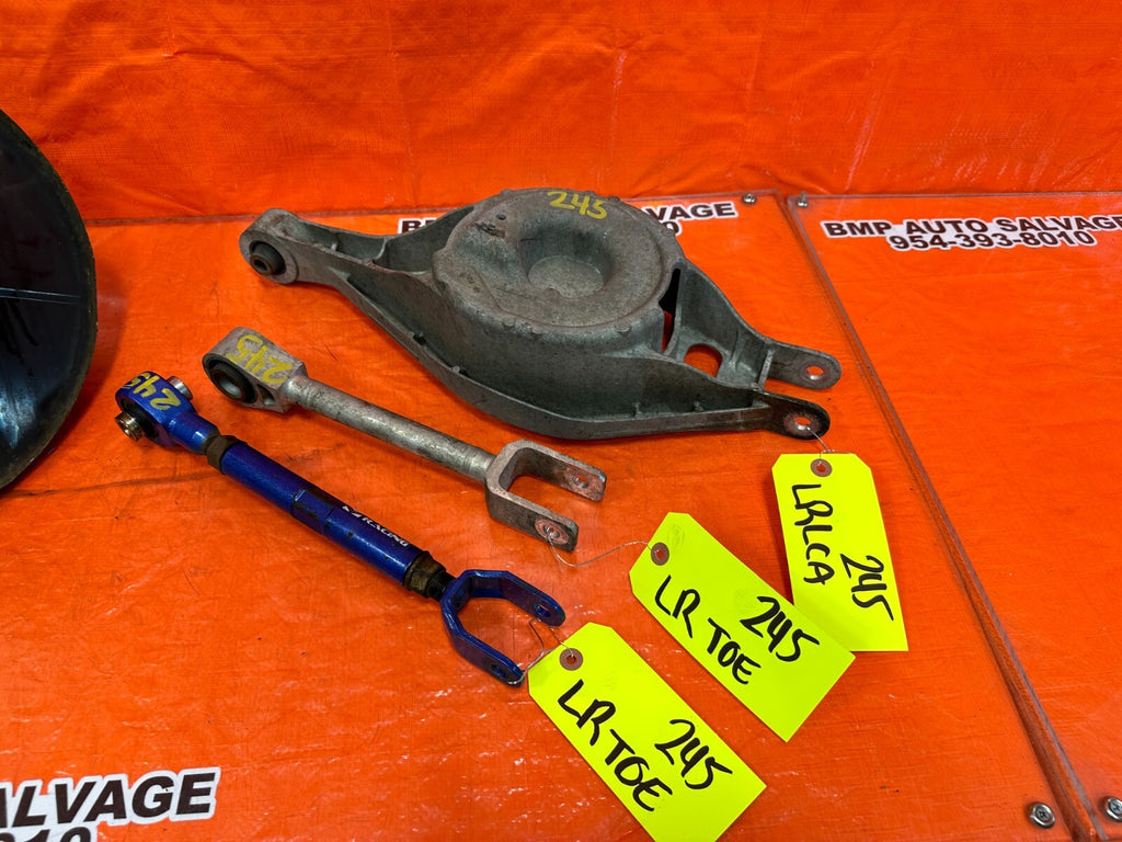 08 15 INFINITI G37 & Q60   DRIVER LEFT REAR SPINDLE KNUCKLE W/ CONTROL ARMS #2459