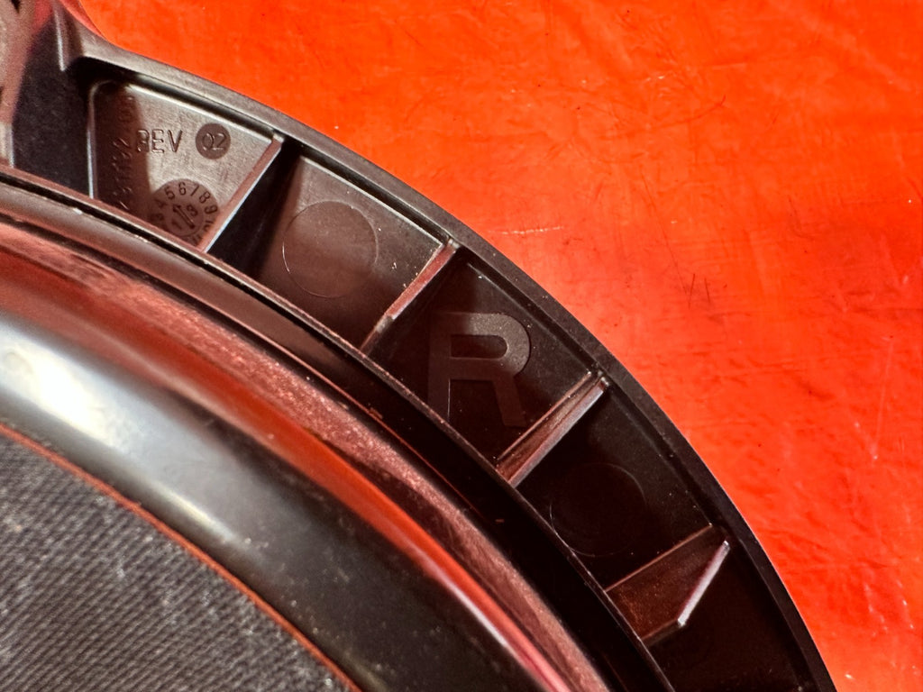 08 15 INFINITI G37 COUPE & CONVERTIBLE   RIGHT FRONT BOSE SPEAKER   OEM 3291