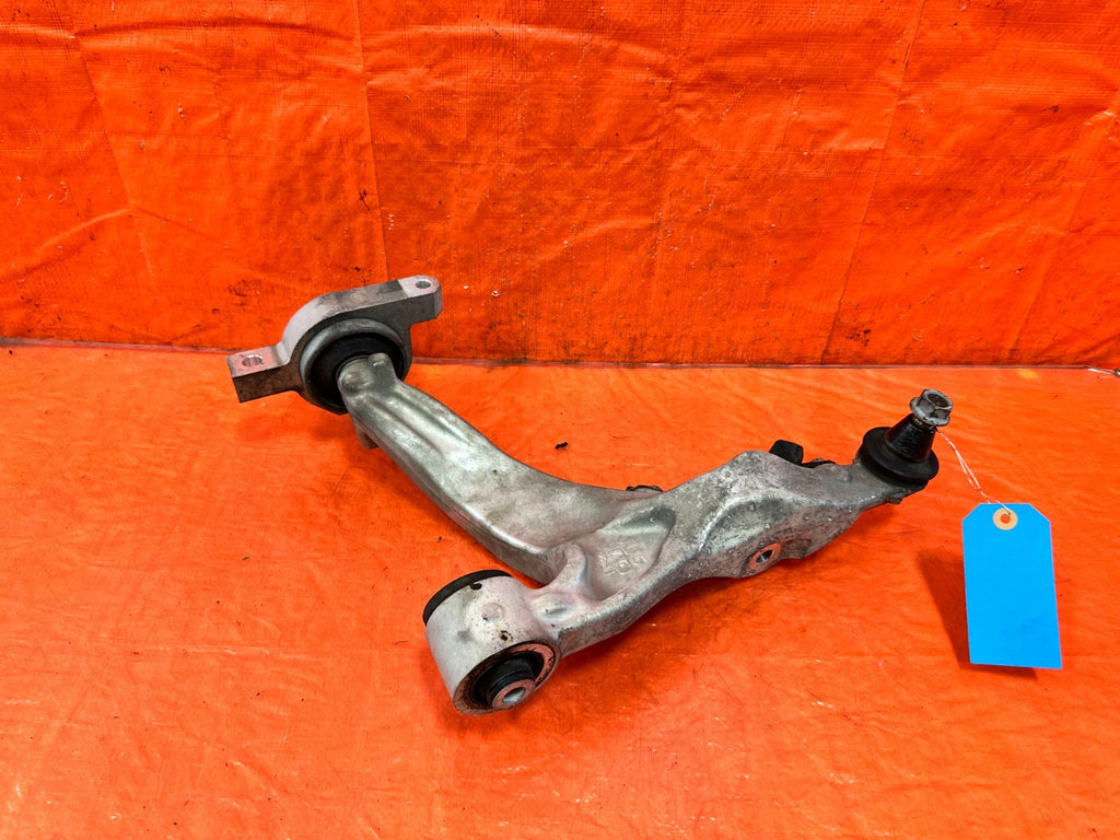 08 15 INFINITI G37 Q60   RWD ONLY   PASSENGER RIGHT FRONT LOWER CONTRO LARM 3101