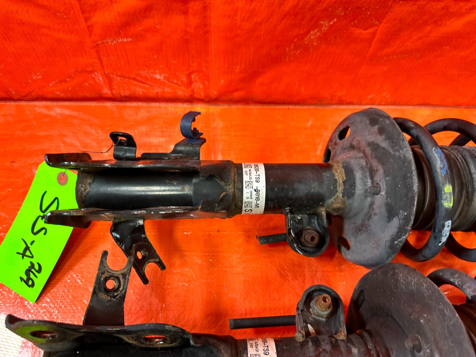 2013 13 HONDA CIVIC SI 2D COUPE   FRONT SHOCKS & SPRINGS LEFT AND RIGHT OEM #26914