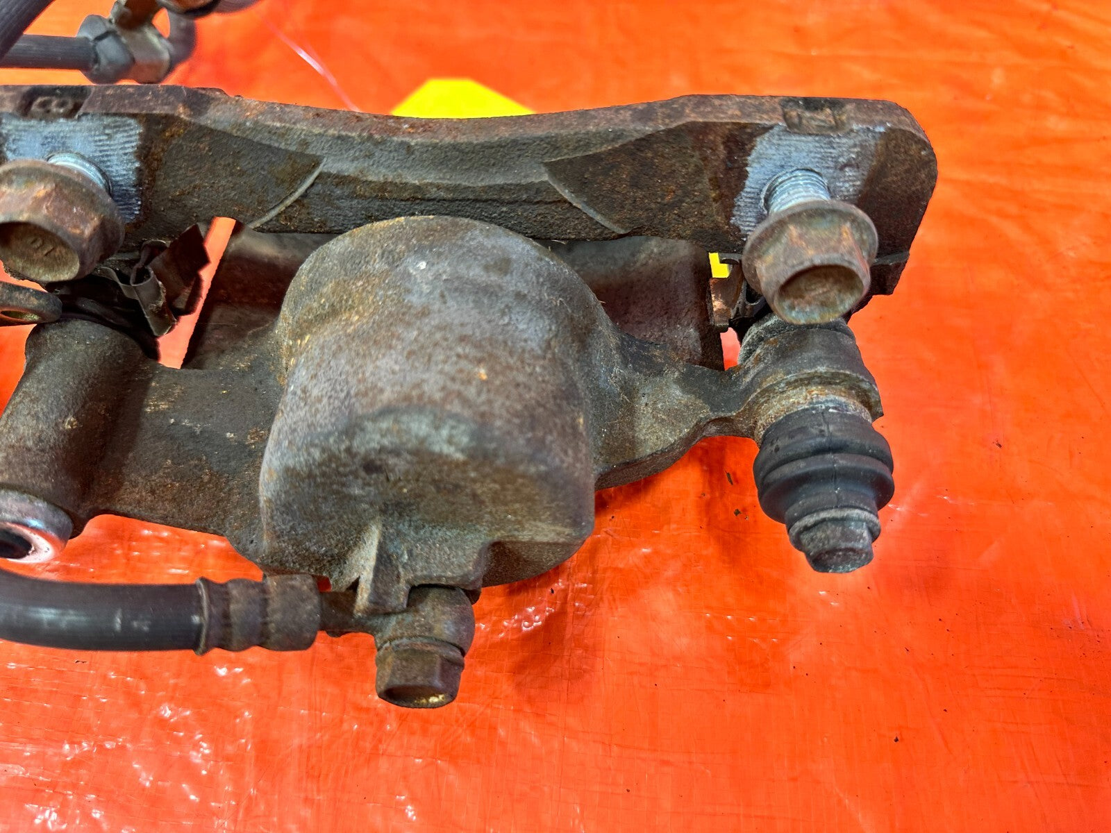 93 97 HONDA DEL SOL S SI   FRONT BRAKE CALIPERS   LEFT RIGHT CALIPER SET OEM 27219