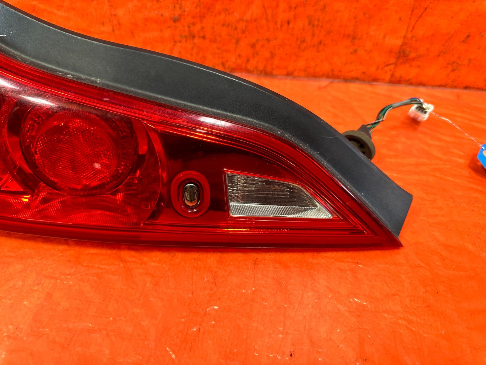 11 15 INFINITI G37 CONVERTIBLE   DRIVER LEFT TAIL LIGHT TAIL LAMP   OEM #3292