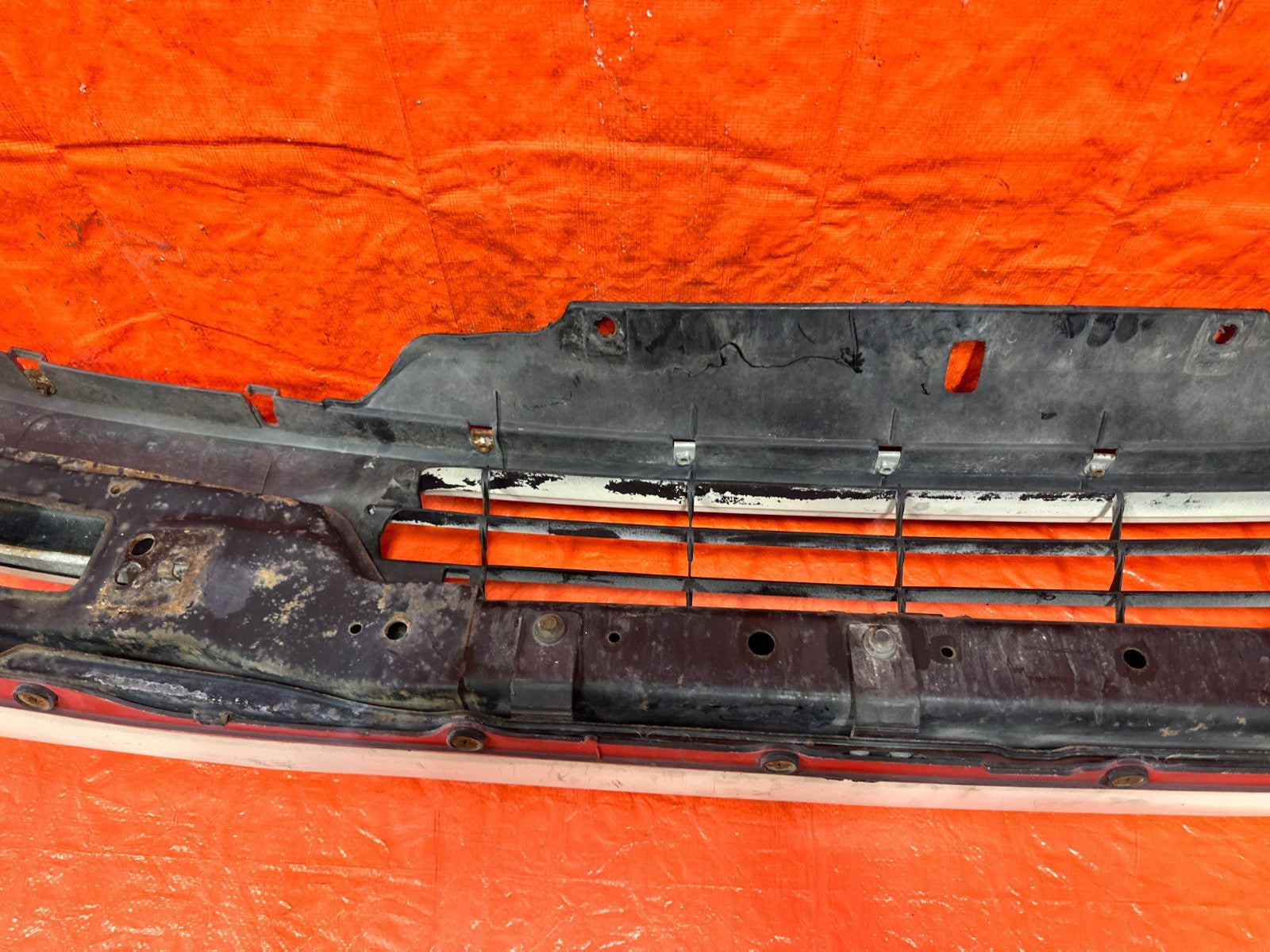 90 91 HONDA CIVIC HATCHBACK FRONT BUMPER COVER W/ RE BAR AND LIGHTS COMPLETE OEM20