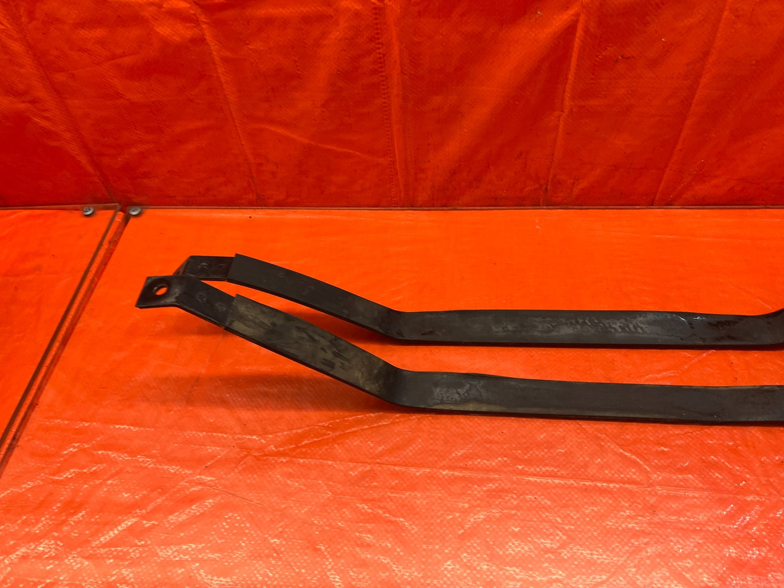 12 21 SUBARU WRX & STI  SEDAN   GASOLINE GAS FUEL TANK STRAP SET STRAPS SUPPORTS10