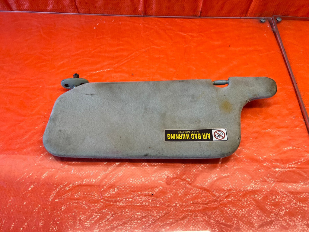 96 00 HONDA CIVIC   SUN VISOR   PASSENGER RIGHT SIDE   GRAY   OEM #130  WEAR0
