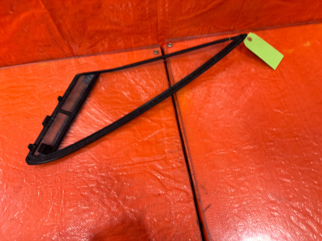 93 97 HONDA DEL SOL   DRIVER LEFT FRONT   DOOR VENT GLASS   OEM FACTORY #2946
