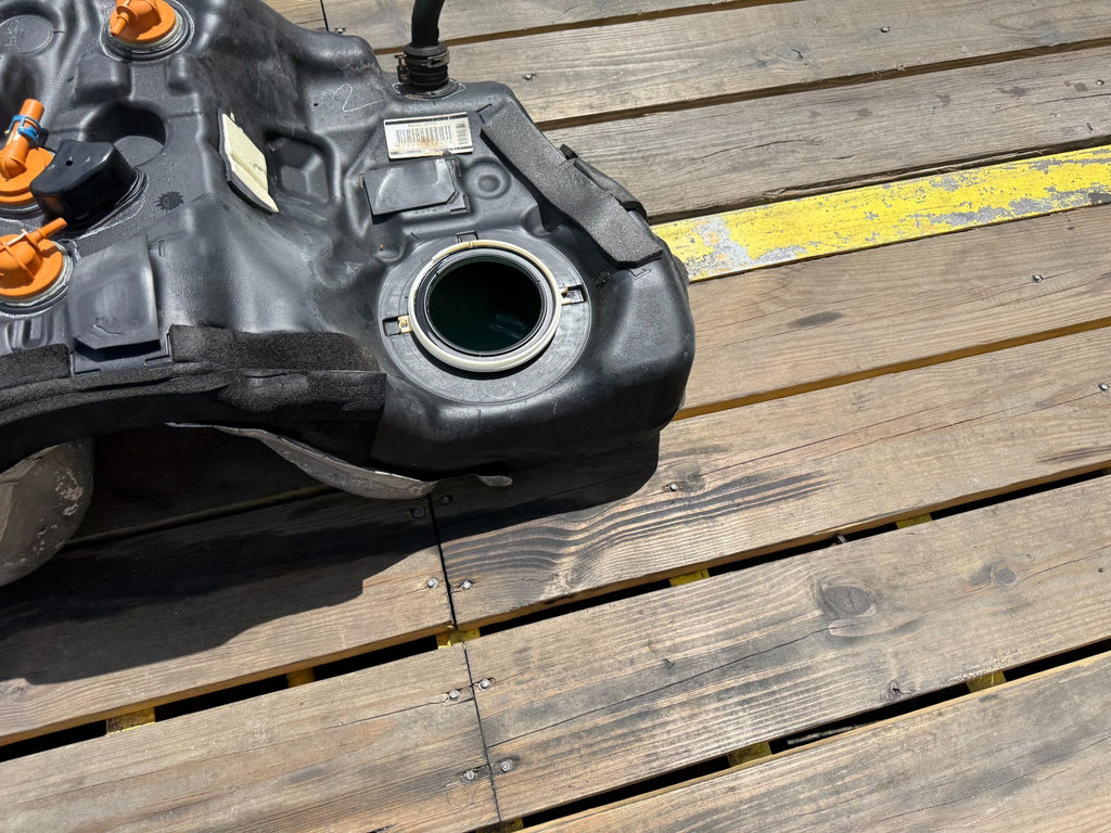 09 11 MAZDA RX8 RX 8   GASOLINE GAS FUEL TANK ASSEMBLY   OEM FACTORY 3031