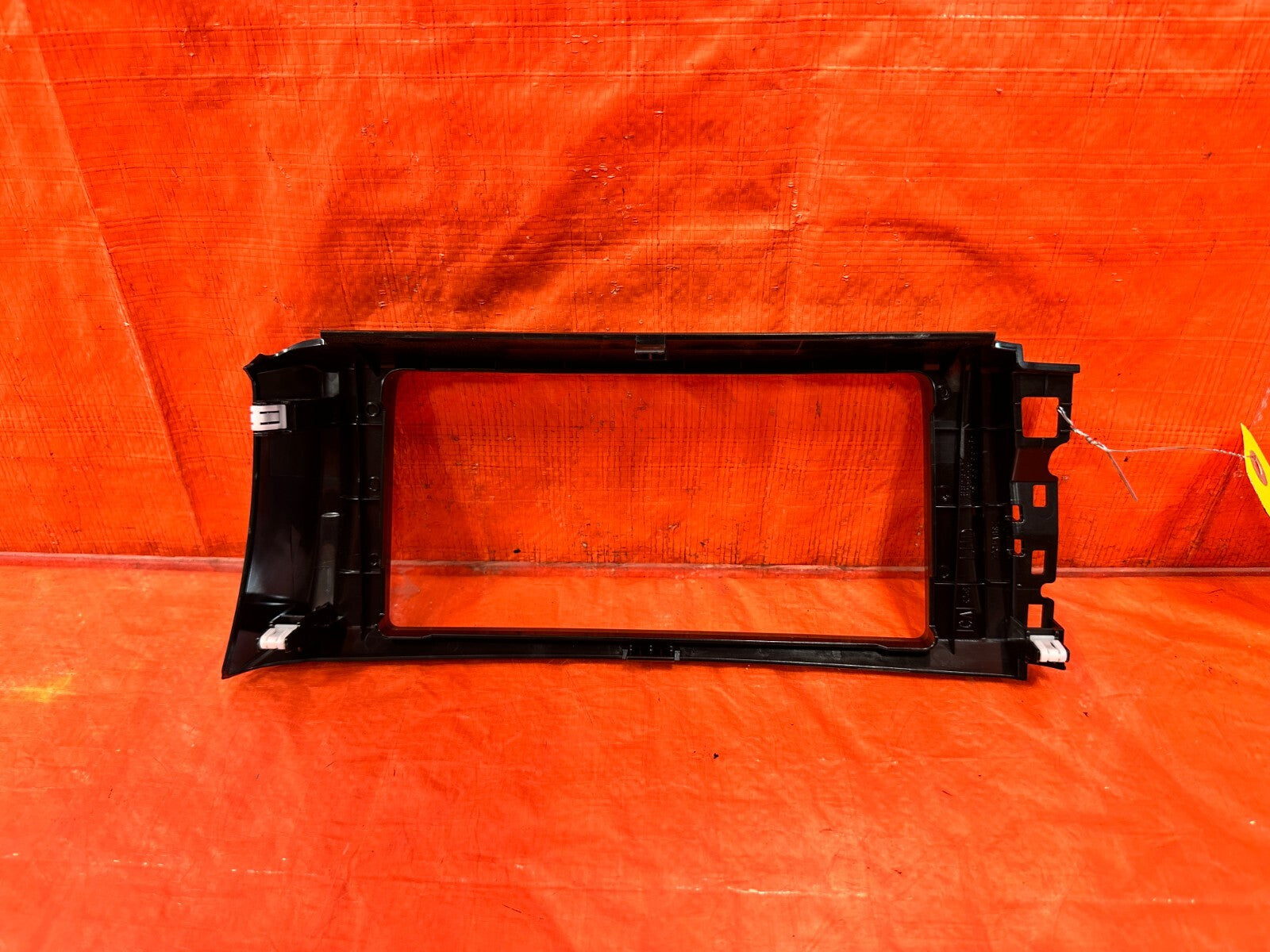 13 20 SUBARU BRZ   RADIO MOUNTING BRACKET RADIO BEZEL TRIM   OEM #2924