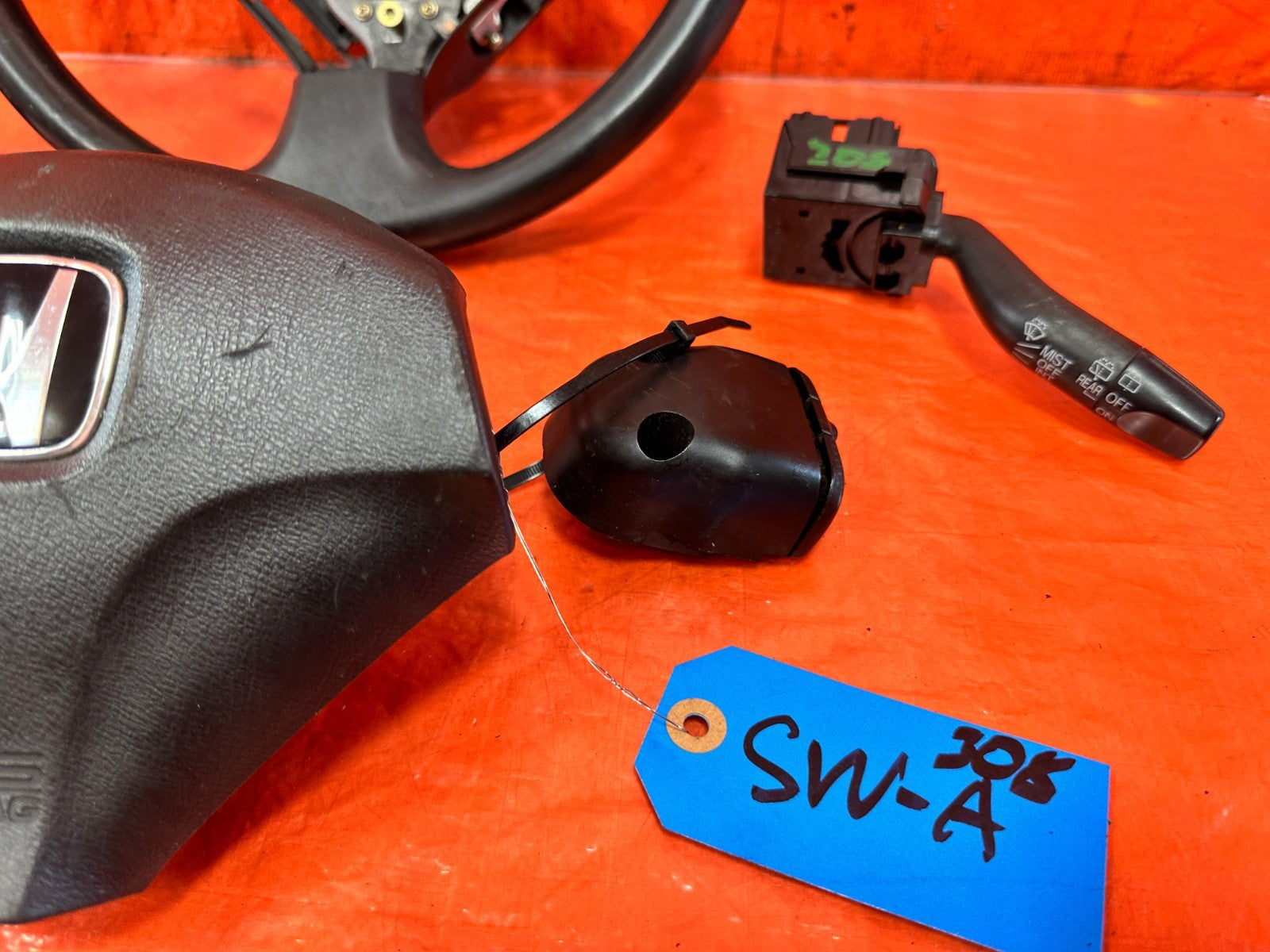 02-05 HONDA CIVIC SI EP3 HATCHBACK - STEERING WHEEL - OEM 3084