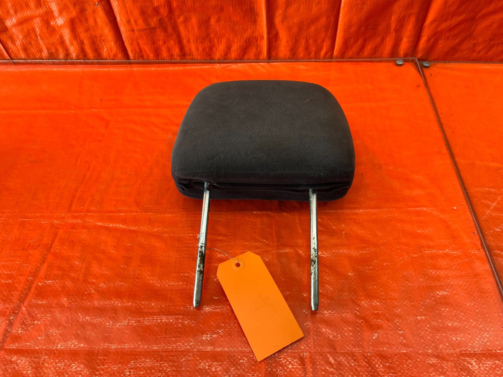 90 91 HONDA CRX   FRONT SEAT HEAD REST   LEFT OR RIGHT   OEM FACTORY #157 18