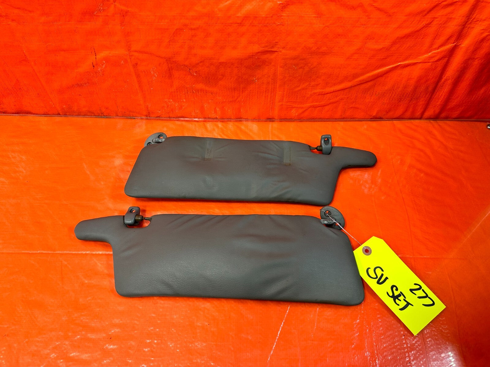 88 89 HONDA CRX   LEFT AND RIGHT SUN VISORS PAIR SET   OEM FACTORY #2770