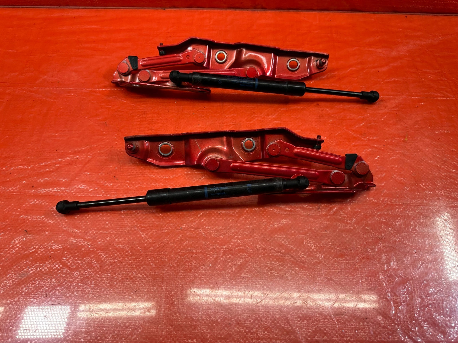 17 20 INFINITI Q60   LEFT AND RIGHT TRUNK HINGES   OEM FACTORY #20010