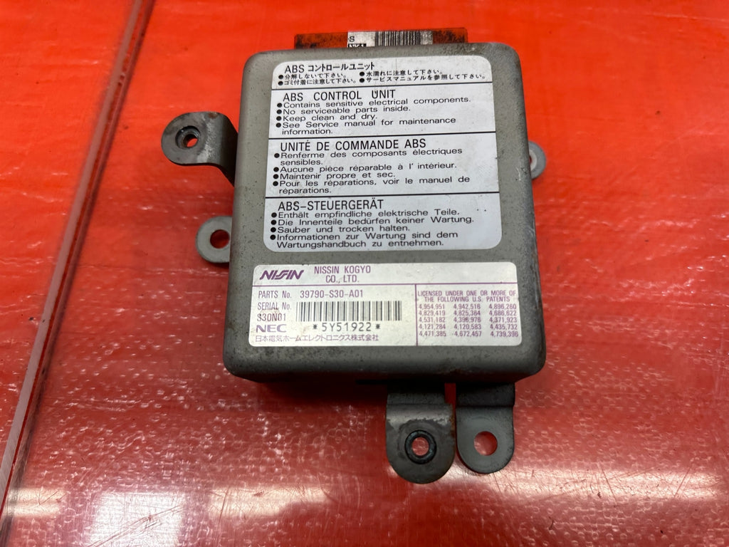 97 01 HONDA PRELUDE   ABS CONTROL UNIT   OEM FACTORY OE #2105
