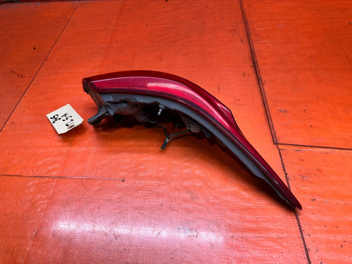 14-15 INFINITI Q50 3.7L AWD DRIVER LEFT OUTER QUARTER TAIL LIGHT LAMP LENS OEM #8