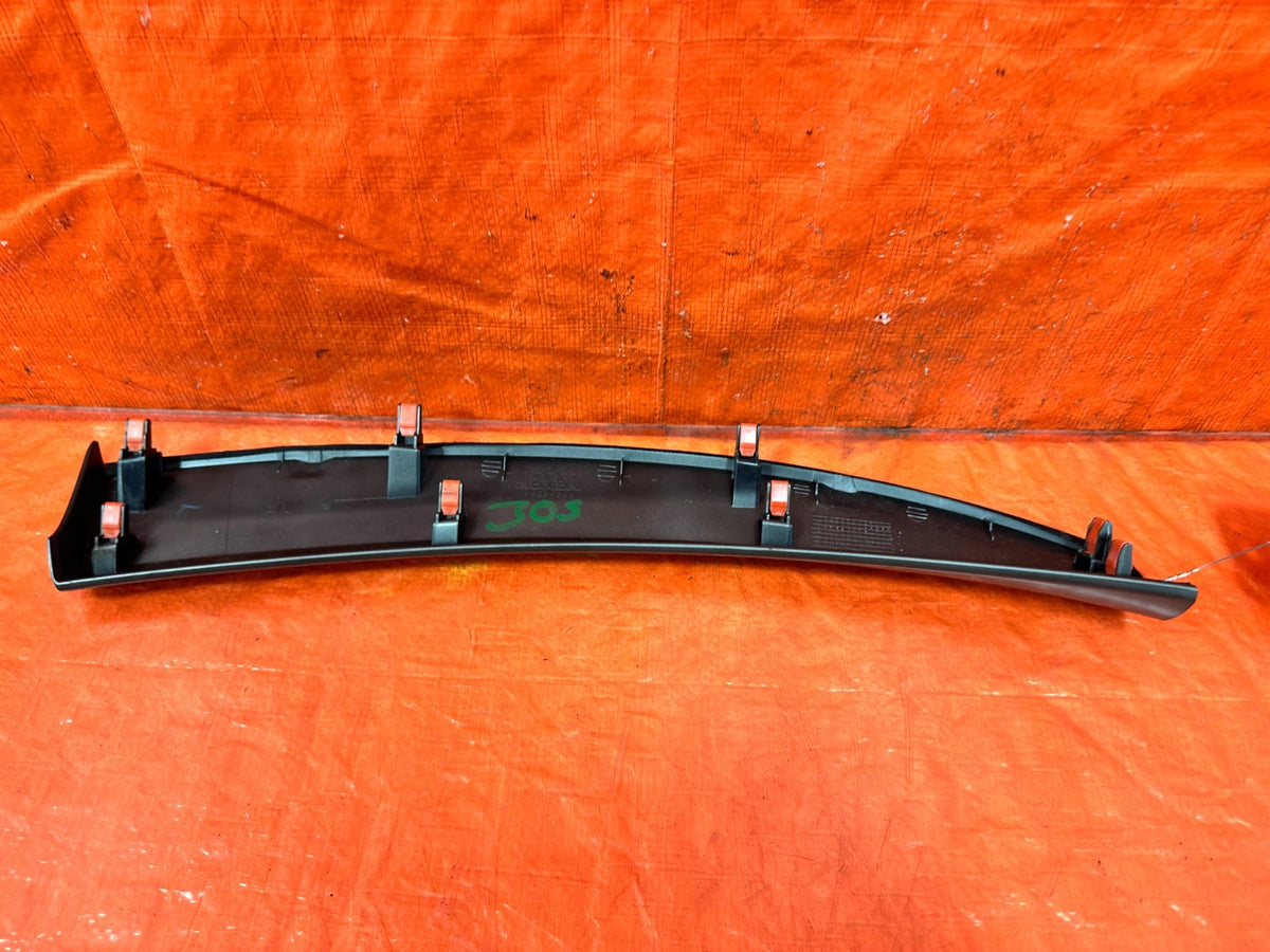 09-10 ACURA TSX - INTERIOR DASH / CENTER CONSOLE TRIM - INNER RIGHT - OEM #3053