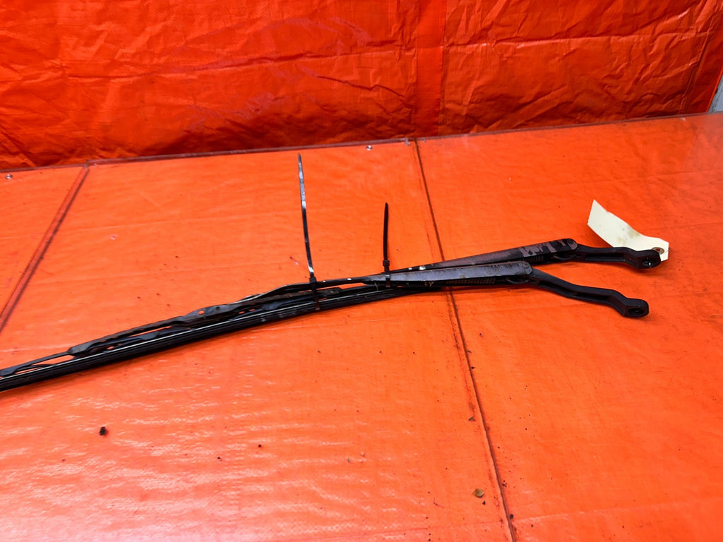 94-01 ACURA INTEGRA FRONT WINDSHIELD WIPER ARMS PAIR LEFT RIGHT OEM #3409