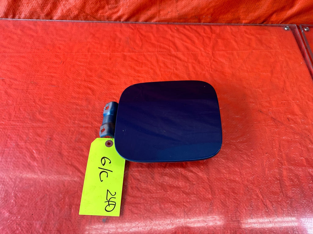 02 06 ACURA RSX BASE & TYPE S   GAS FUEL LID COVER   BLUE   OEM FACTORY #2400