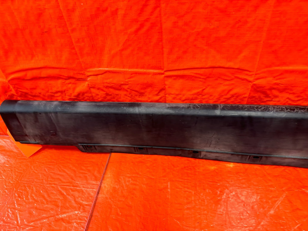 92 96 HONDA PRELUDE   SIDE SKIRT ROCKER MOLDING TRIM   LEFT SIDE   OEM #2739