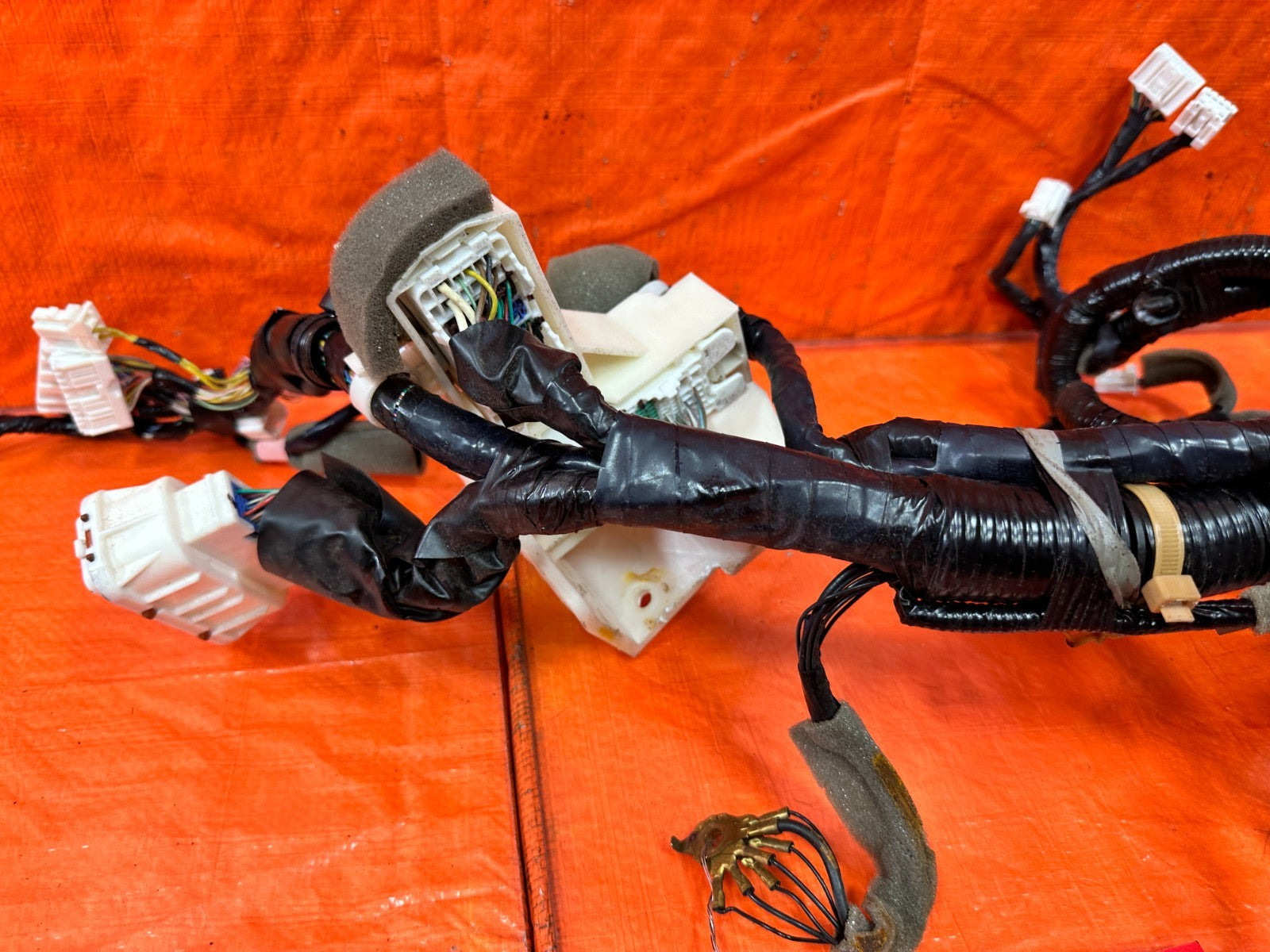 17 INFINITI Q50 RED SPORT 400 DASH BOARD CLUSTER WIRING HARNESS WIRE LOOM #31415