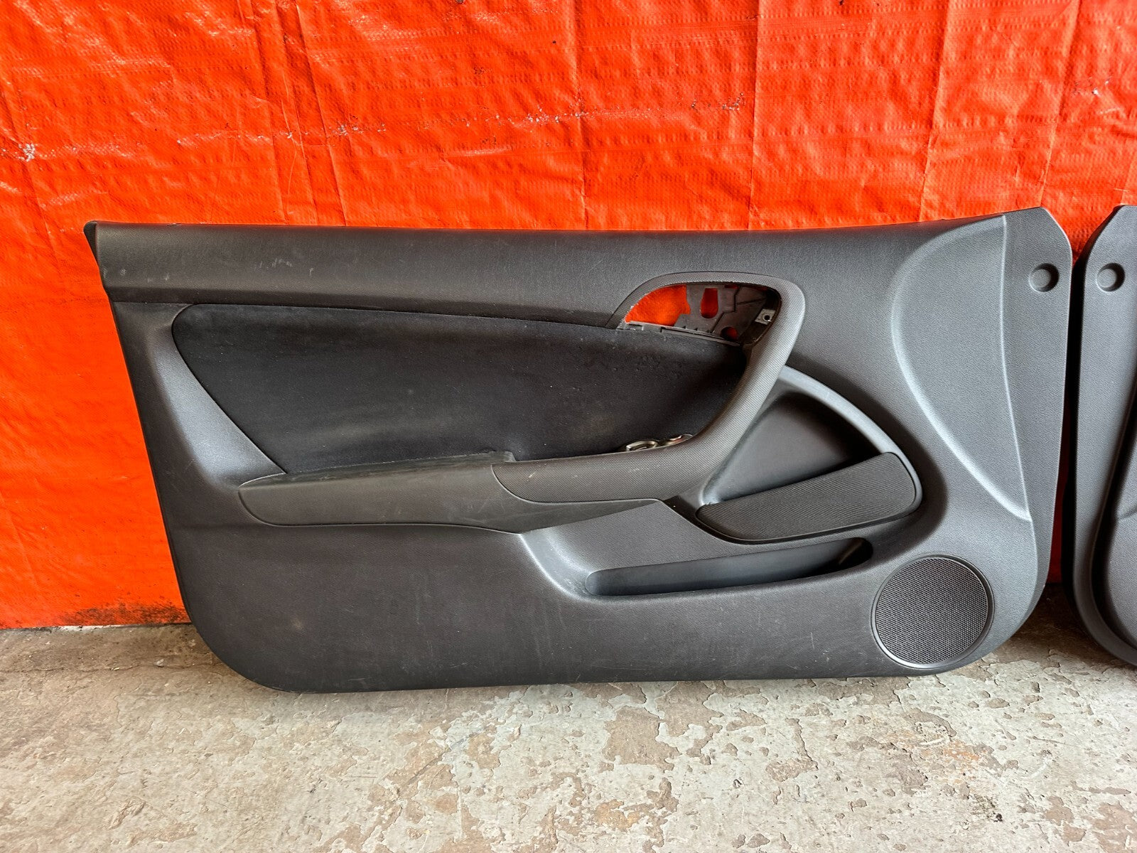 02 06 ACURA RSX   LEFT AND RIGHT BLACK DOOR PANELS W/ SUEDE INSERT   OEM FACTORY7